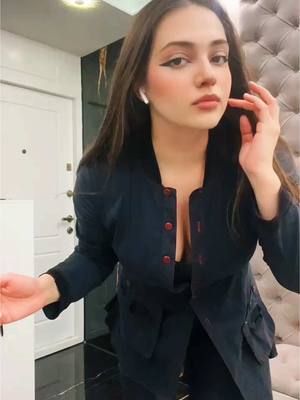 A post by @evelinaavaa on TikTok caption: в конце ульта 
