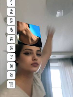 A post by @evelinaavaa on TikTok caption: 😏
