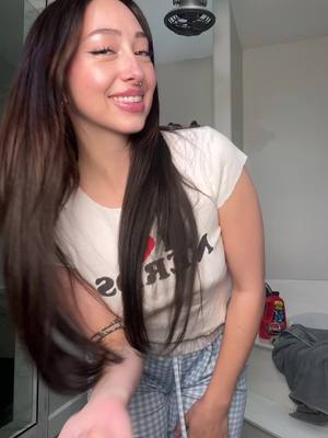 A post by @ivyball0 on TikTok