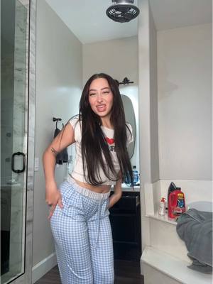 A post by @ivyball0 on TikTok caption: like what #fyp #foryou