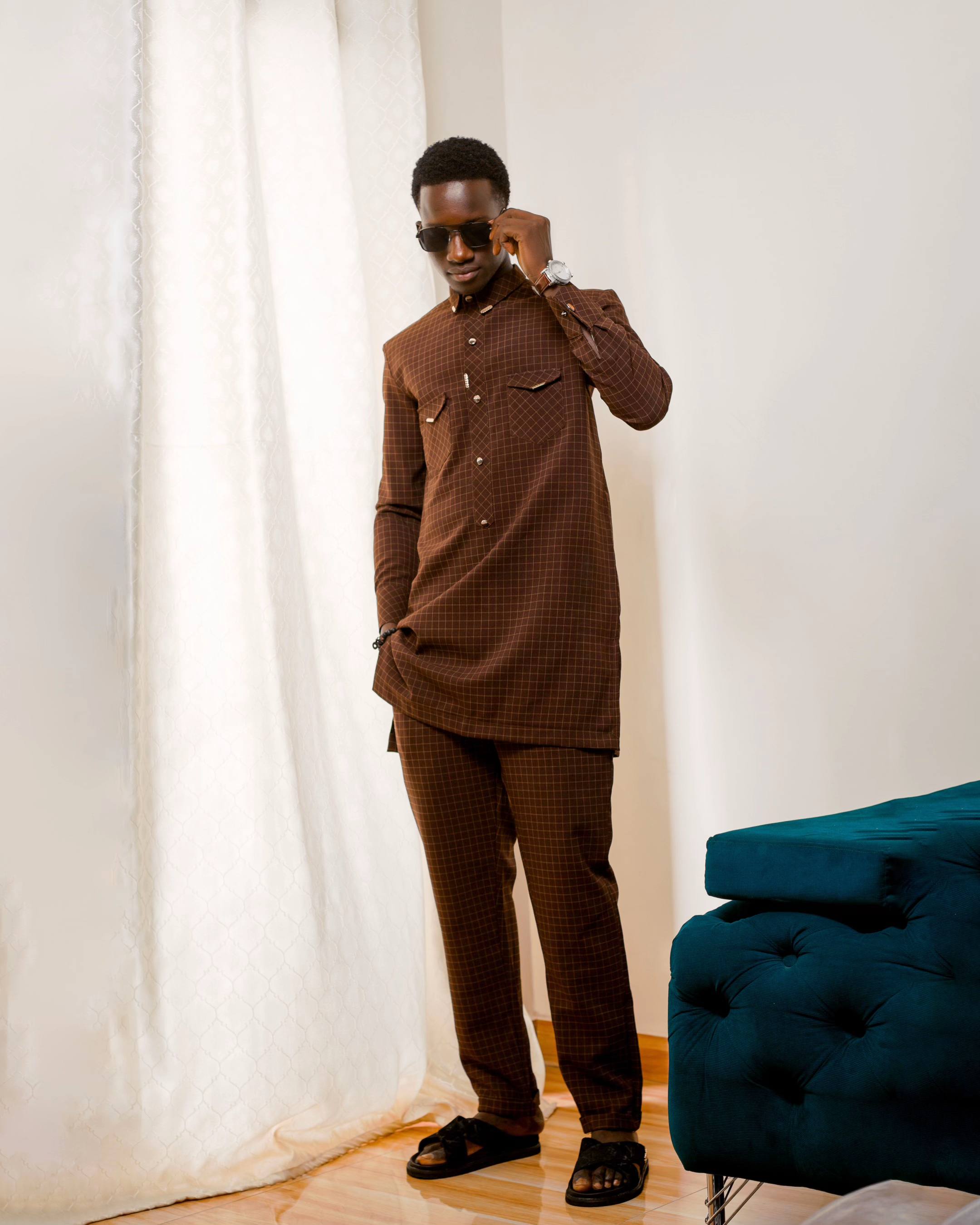 A post by @latzodoze1 on TikTok caption: Mangi ballou nieup akh 🙏 #viral_video #humour 