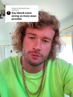 A post by @yunggravy on TikTok caption: Replying to @MelanieFame KNOW YOUR BESTIE BABY @bbno$ #bbno #bbnomoney #freegravy 