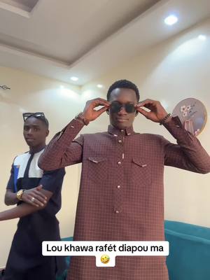 A post by @latzodoze11 on TikTok caption: Bilahi🤣@khadimbamba  #humour #viral_video 