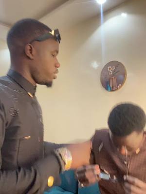 A post by @khadimbambaofficiel1 on TikTok caption: @Latzo dozé boy conn gua  #viral #tiktok #tiktoksenegal🇸🇳 