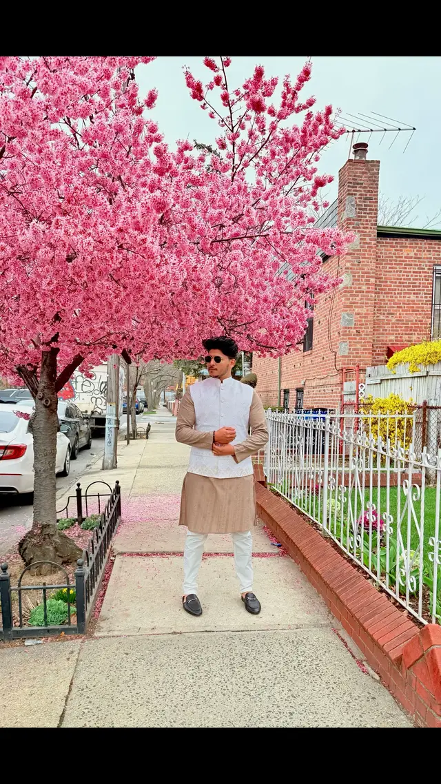 A post by @nasir_adnan on TikTok caption: 🌙🌙🌙