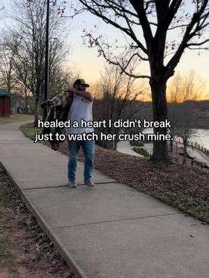 A post by @parkerhleslie on TikTok caption: … #fyp