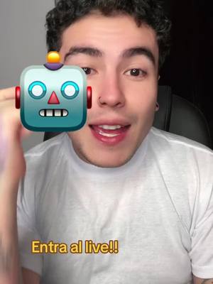 A post by @jorgesalazaryt on TikTok caption: Entra al live!! Cuál otro nombre me pongo ? ✍️👚