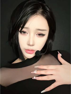 A post by @queenmiao_ on TikTok caption: @djskaoowb 님에게 회신 드디어 먀오향 향수 4/9 오후9시 오픈 짠