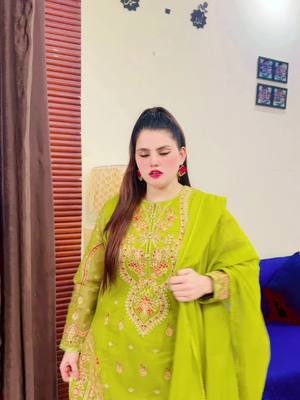 A post by @silntgirl0official on TikTok caption: Eid wasty 👩🏻‍❤️‍👨🏻@usamasilntgirl #silntbaby #musabhalli 
