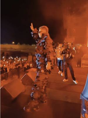 A post by @sasaa_official on TikTok caption: اليوم دا بنسبالى انا حاجة تانى خالص كنتو وحشنى بجد يا احلى اخوات فى دنيا 🤍🔥🔥🔥 #عصام_صاصا_الكروان🎤 #عصام_صاصا #عصام_صاصا_الكروان 
