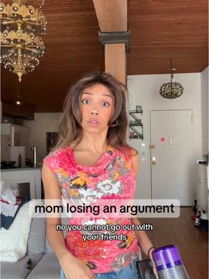 A post by @riribibi_ on TikTok caption: my mom everyone #CapCut 