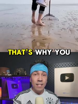 A post by @hudsouza on TikTok caption: Never walk barefoot! #beach #scary #animals #barefoot