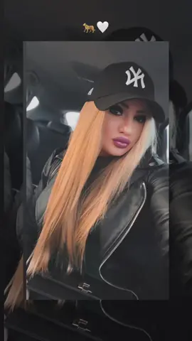 A post by @gabry200_ on TikTok caption: #CapCut #fyyyyyyyyyyyyyyyy #fyy #5pasidebine #haipeforyouuuuuuu❤😍❤😍❤😍😚😚 #haipefy #recommendations #moldoviangirl🇲🇩 #romanian #italiano #policoro #pefyy✅⚜️❤️ #sper_sa_ajung_pe_fy #speranza 