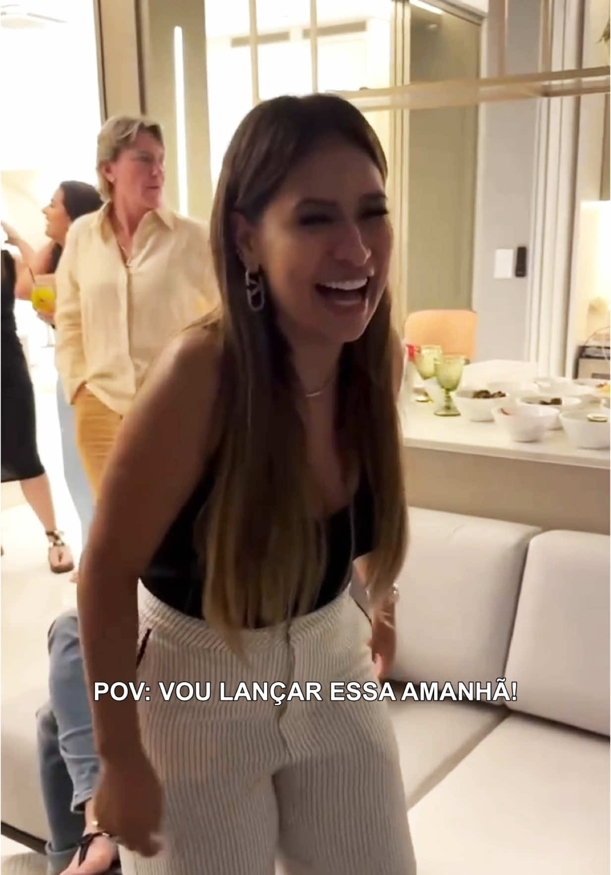A post by @simoneses on TikTok caption: Essa aqui vocês pediram muito! 👀