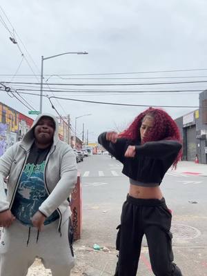 A post by @famousbiggs on TikTok caption: Yess #fyp #famousbiggs #foruoupage #trending #trend #fypage #fypage #foryourpage #foryoupage #viraltiktok #tiktok #fyppppppppppppppppppppppp #treanding #dance #blowup #shorts #reels 
