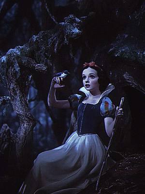 A post by @s1mplyzzzz on TikTok caption: Dark fantasy Snow White in live action #liveaction #darkfantasy #retro #nostalgia #dreamcore #weirdcore #darkfantasyaesthetic #snowwhite 