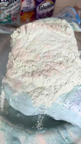A post by @cleaningleo on TikTok caption: filming this before work was a terrible idea 🤦🏽‍♀️ but it’s okay cause it smelled amazing #sinkclean #asmrsounds #spongesqueezing #fypシ 