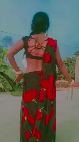 A post by @kajalkm2 on TikTok caption: #5choti_copy_link_gari_dinu_hola🙏🙏plz sathi sab #kajal mandal 2 