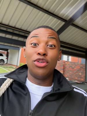 A post by @itskamo_ww on TikTok caption: Genuinely?! Pull their ears? 