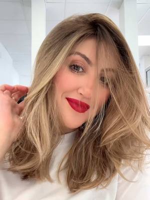 A post by @cyliamedjane on TikTok caption: Blonde or brunette ❤️ Relooking by @L’Otis Beauty #beauty 