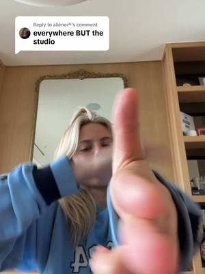 A post by @reneerapp on TikTok caption: Replying to @aliénor® 