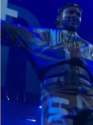 A post by @usher on TikTok caption: London…U SOUND GREAT! #PPFTour ⏪▶️⏩ #usher #london #liljon #throwbacksongs 