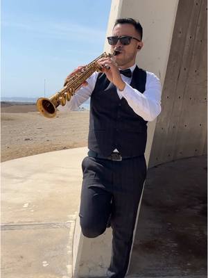 A post by @colaccisax on TikTok caption: 🎷❤️ #colaccisax #saxoparaeventos #saxoparabodas #diseloconsaxo 