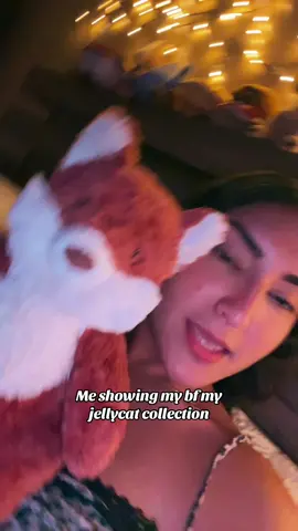 A post by @stephanyyannn on TikTok caption: Jellycats are my happiness🤩 #jellycatlondon #bf #happiness 
