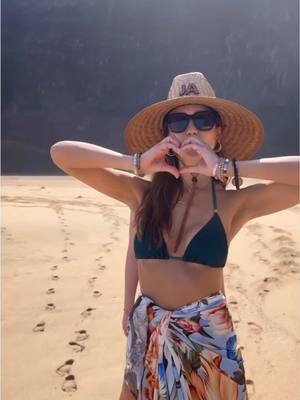 A post by @jessicaalba on TikTok caption: #SpringBreak with mi gente 🌺☀️🌴🐋 #VacationMode 