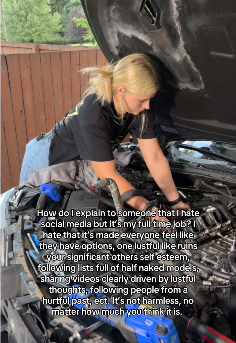 A post by @britneyautomotive on TikTok caption: Goes for both genders before yall start yelling at me. 
