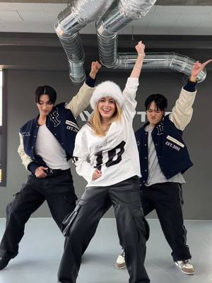 A post by @maga.castagno on TikTok caption: Como Yoshi 🦖 desde Corea 🇰🇷 con @from20_official @waybetter.global 