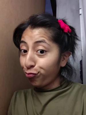 A post by @jlynsky23 on TikTok caption: Mantente hidratado ☝🏻🧐💦#comediajlynsky #jlynsky23🌻 