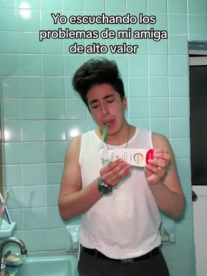 A post by @salinas_j.c on TikTok caption: Esa pasta todavía le queda como 5 días de vida 🪥 