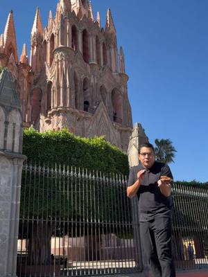 A post by @juve3dstudio on TikTok caption: Comprando parroquias #juve3dstudio #viral #juve3d 