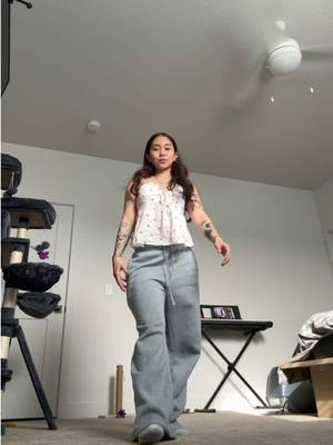 A post by @katkatmanimtim123 on TikTok caption: Dc@Jm Yrreverre #katkatmanimtim 