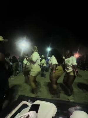 A post by @zhykeriah on TikTok caption: REALITY vs SOUND  🥹❤️😂 lol WE LOVE OUR FAMILY MAN “Go Diamond Dolls 💎” #trailride #linedance #family #blowthisupforme 