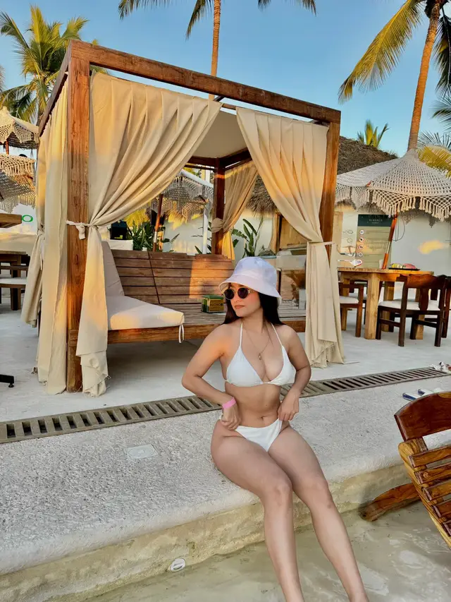 A post by @ara.6ara on TikTok
