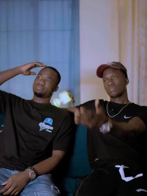 A post by @latzodoze1 on TikTok caption: Li tmt 🤣 @Momar Business Attitude #viral_video #humour 