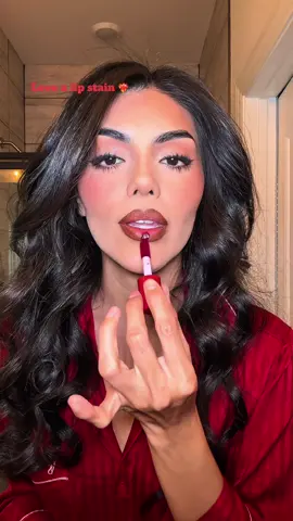 A post by @vraamosmakeup on TikTok caption: @Hard Candy these are ❤️‍🔥❤️‍🔥❤️‍🔥 #lipstain #lipstainviral #lipstainreview #lipcombotutorial #lipcombo 