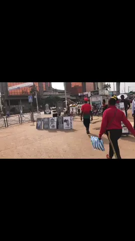 A post by @sheck.body on TikTok caption: Bonjour Yaoundé représente THE BLACK ZEUS #artist #tableau #sheckbody 