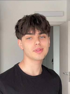 A post by @nemark.a4 on TikTok caption: я опять в твоем экране / ТГК : Марк А4 