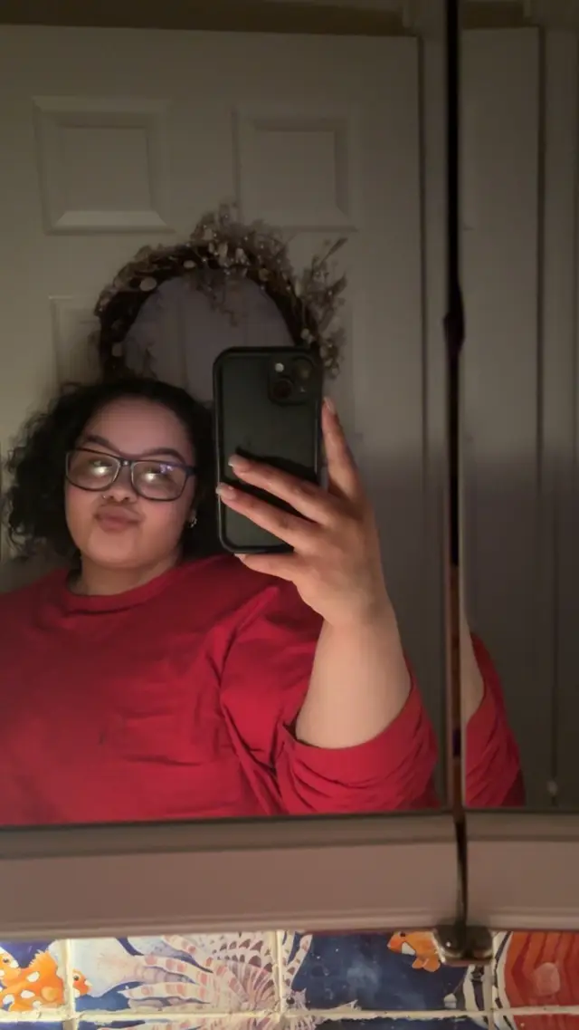 A post by @liyahhh27_ on TikTok caption: Feeling Pretty💕 #biggirlhype #biggirltiktok  
