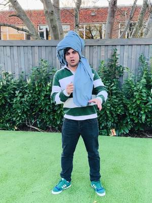 A post by @nawidsamadi_07 on TikTok caption: #nawid07 😂🤦🏻‍♂️@_mob1in._ 