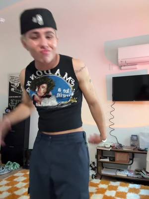 A post by @jadenbarba on TikTok caption: comp kids r SCREAMING rn.  me i’m comp kid #mollylongchoreography 
