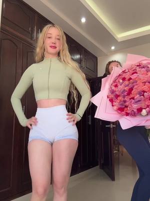 A post by @lolamariass on TikTok
