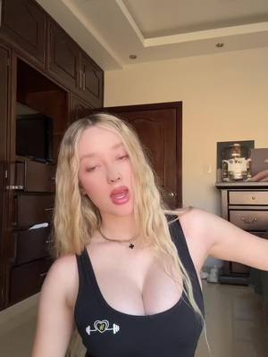 A post by @lolamariass on TikTok