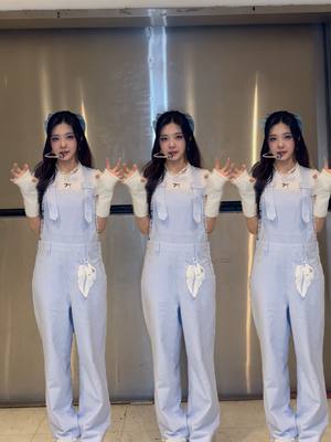 A post by @official_kep1er on TikTok caption: WA DA DA 다연쌤 Ver. #김다연 #DAYEON  #Kep1er #케플러