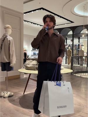 A post by @nadeemmubarakofficial on TikTok caption: Guess karo shopping kis k liey hai 🤣 #nadeemmubarakofficial #army804 