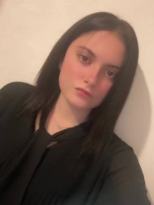 A post by @bandanarouge_ on TikTok caption: J’ai envie de partir, changez d’air, on va où? ☀️