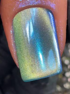A post by @ilysmnails on TikTok caption: Silky Cateye Polish 💙 ilysmnails . com 🌀 with Transparent Chrome #nails #nailart #satisfying #beautyhacks #asmr 